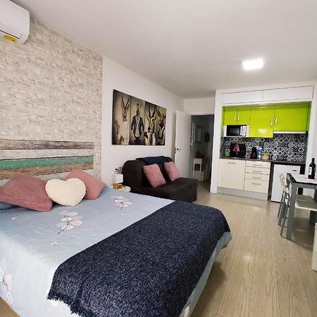 Apartamento Con Piscina A 2 Minutos De La Playa!!! Lloret de Mar Bagian luar foto