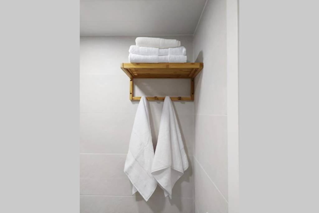 Apartamento Con Piscina A 2 Minutos De La Playa!!! Lloret de Mar Bagian luar foto