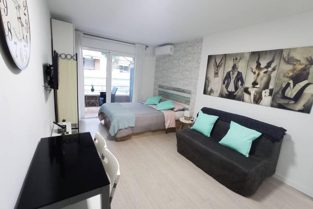 Apartamento Con Piscina A 2 Minutos De La Playa!!! Lloret de Mar Bagian luar foto