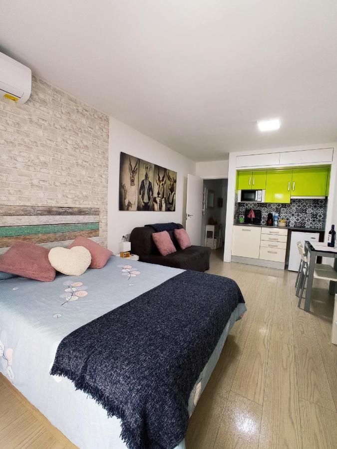 Apartamento Con Piscina A 2 Minutos De La Playa!!! Lloret de Mar Bagian luar foto